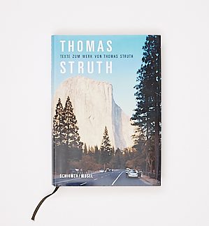 Writings on Thomas Struth